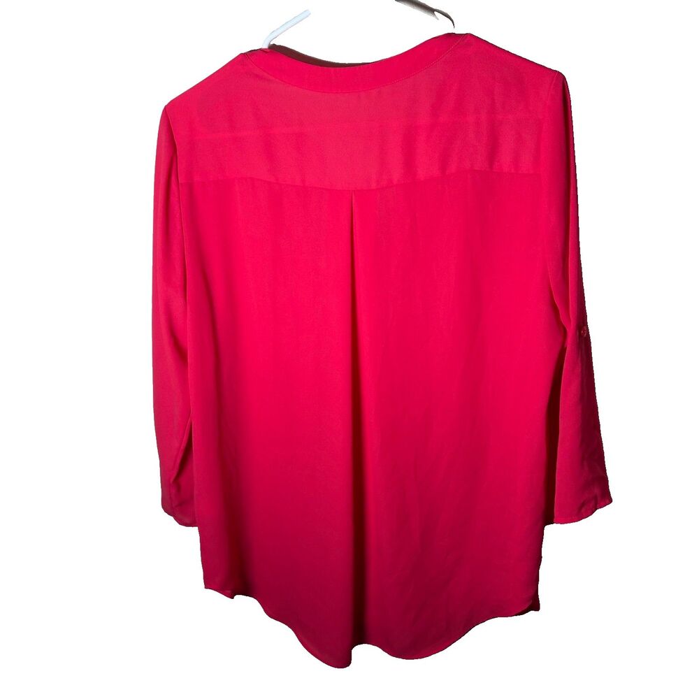Chaus Blouse Women's Medium Pink Neon V-Neck 3/4 Sleeve Lightweight Top - Picture 2 of 8